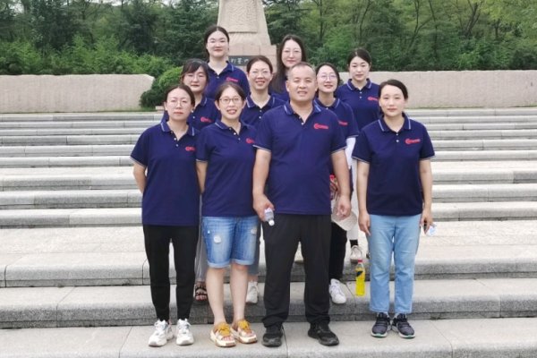 KNDMAX company team building-happy party