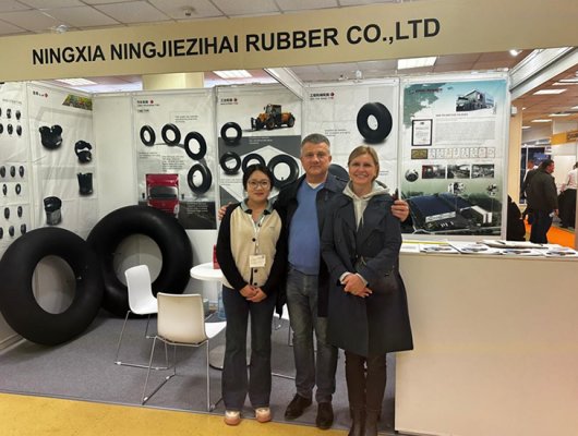 In April 2024, we went to Russia again to attend exhibitions and visit customers.