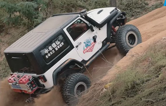 Ford Ranger retrofitted and upgraded by CF1100