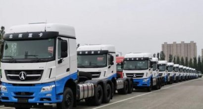 Golden Autumn October is the harvest season, and the first batch of National VI tractors of Beiben heavy-duty trucks are delivered