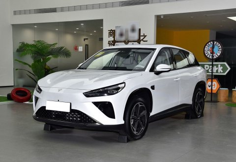 NEZHA L 2024 Extended Range 310 Flash Charge PRO Edition