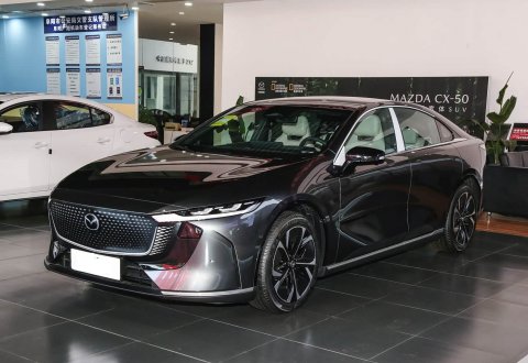 Mazda EZ‑60 Pure‑Electric 600 MAX with 190kW motor, 600km CLTC range,77.94kWh battery,3C fast charging,5‑seater mid‑size SUV,high‑configuration used & new cars global export from China