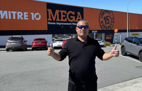 Big boss Mr.Liu Jintao did the market research in New Zealand!