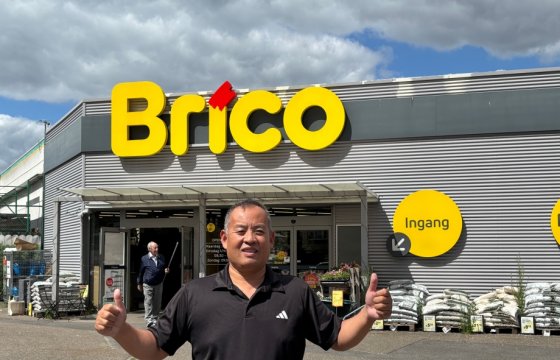 General Manager Liu is conducting market research in Belgium.