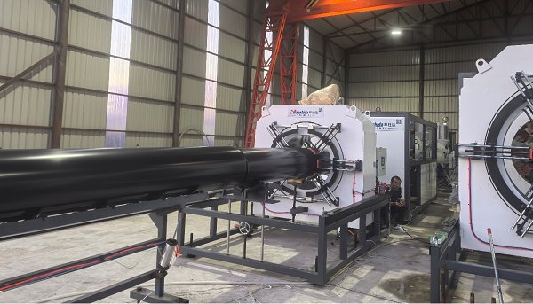 3 Sets of Custom Insulation Pipe Production Lines Successfully Commissioned & Delivered to Changchun Client | Qingdao Huashida